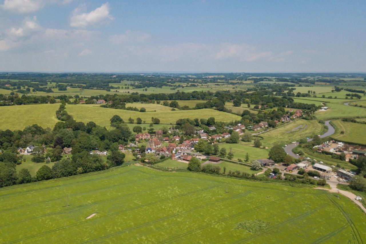 The Oast By Bloom Stays Newenden Экстерьер фото