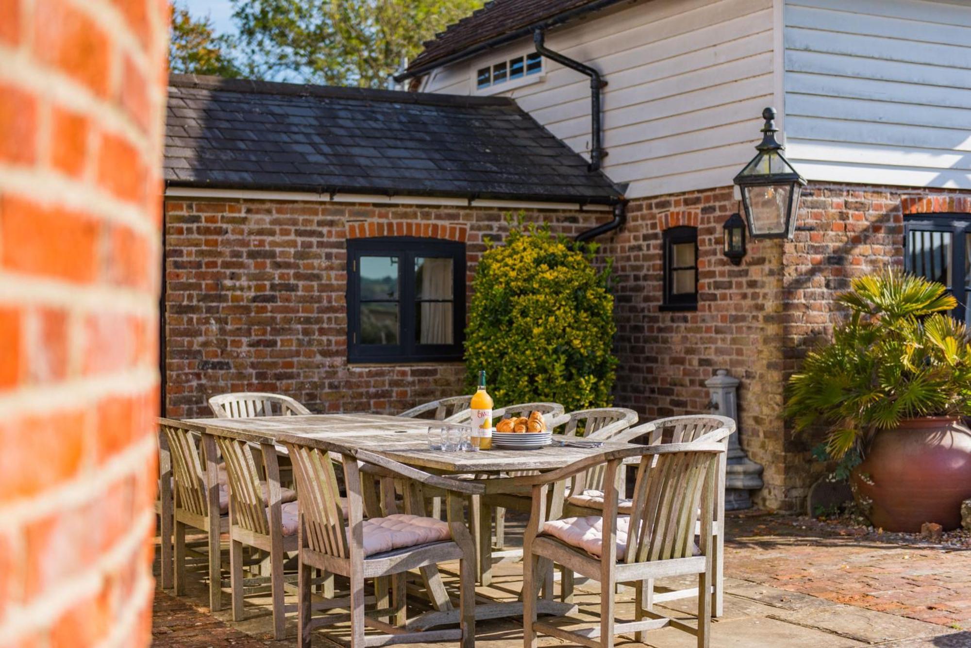 The Oast By Bloom Stays Newenden Экстерьер фото