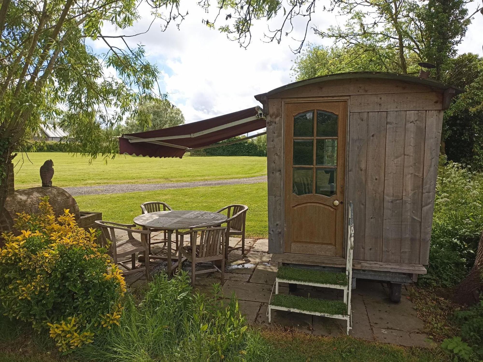 The Oast By Bloom Stays Newenden Экстерьер фото