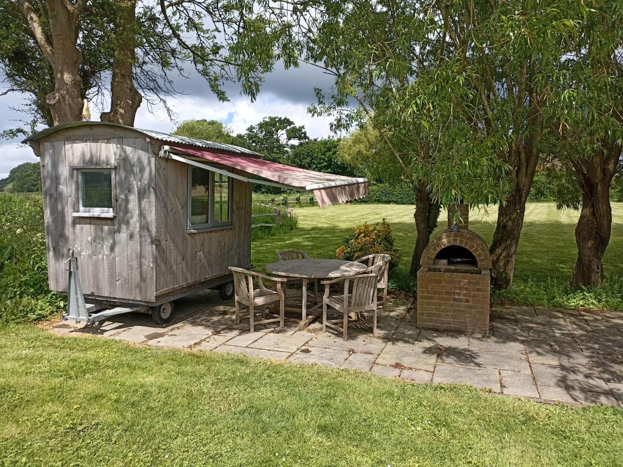 The Oast By Bloom Stays Newenden Экстерьер фото